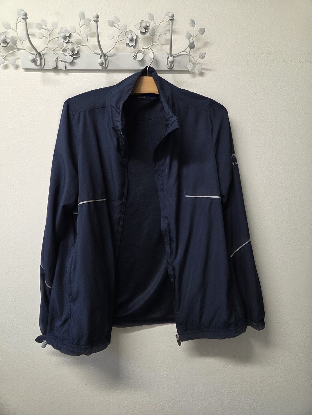 Jacket - Picture 10 of 11